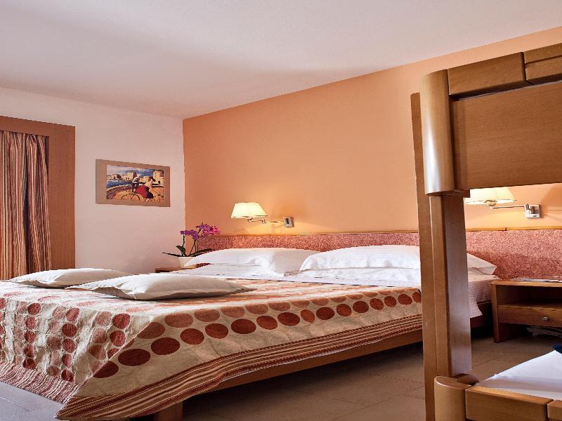 Argile Resort Mantzavináta Екстериор снимка