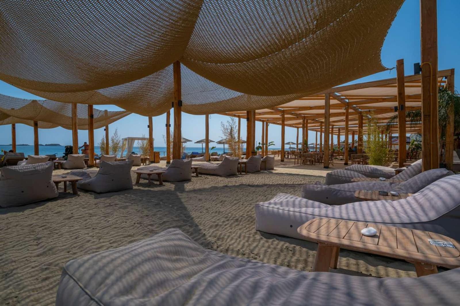 Argile Resort Mantzavináta Екстериор снимка
