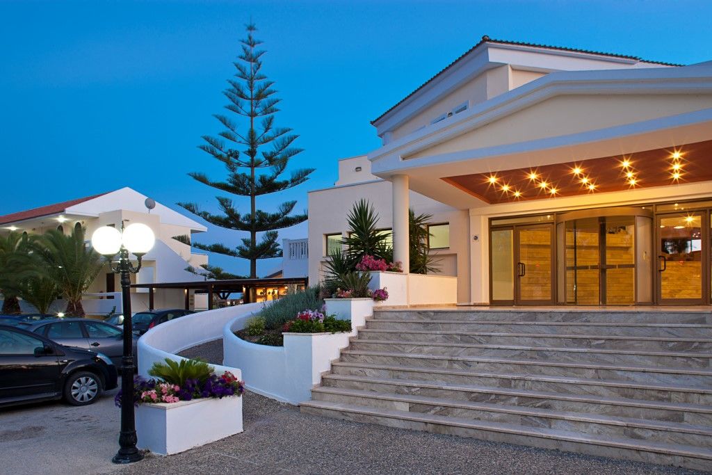 Argile Resort Mantzavináta Екстериор снимка